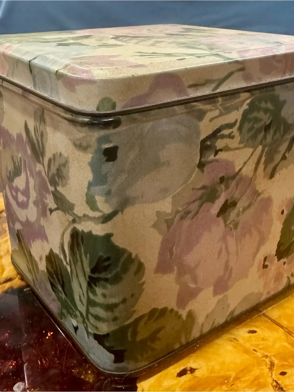 Floral Pattern Decorative Storage Tin - Pink & Green Vintage